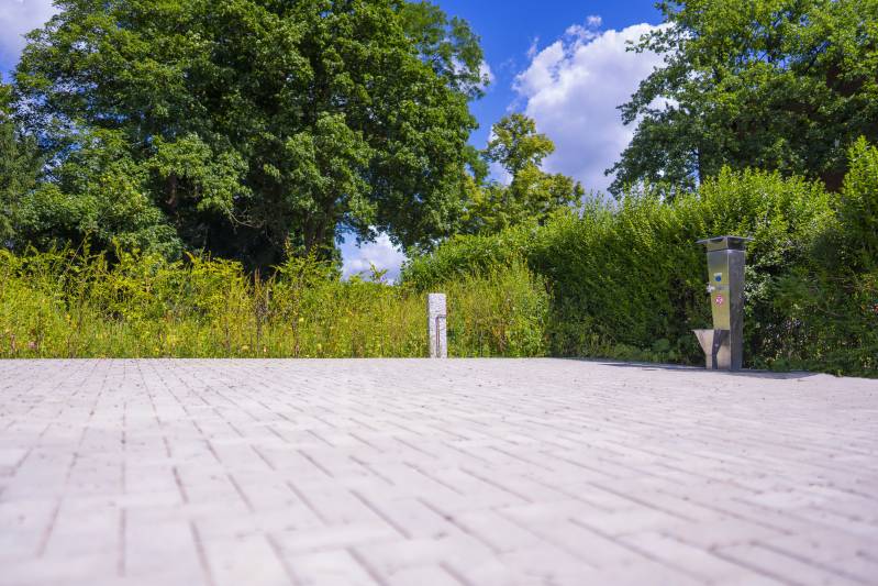 Die Firma Boymann Garten- und Landschaftsbau aus Hamburg hat die Kleingartenanlage in der Leunastraße erstellt.