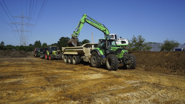 Anlage von Mager- und Feuchtwiesenstandorten