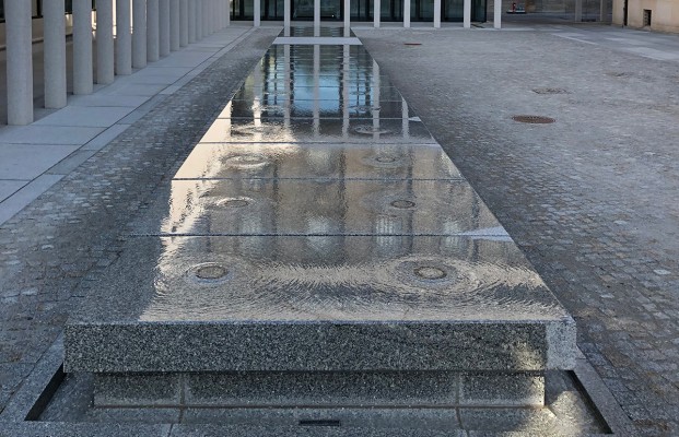 Brunnen James-Simon-Galerie Berlin