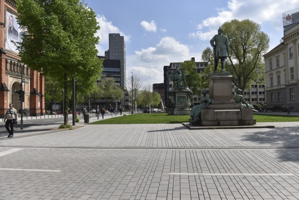 Neugestaltung der Freiflächen in Düsseldorfs Stadtmitte